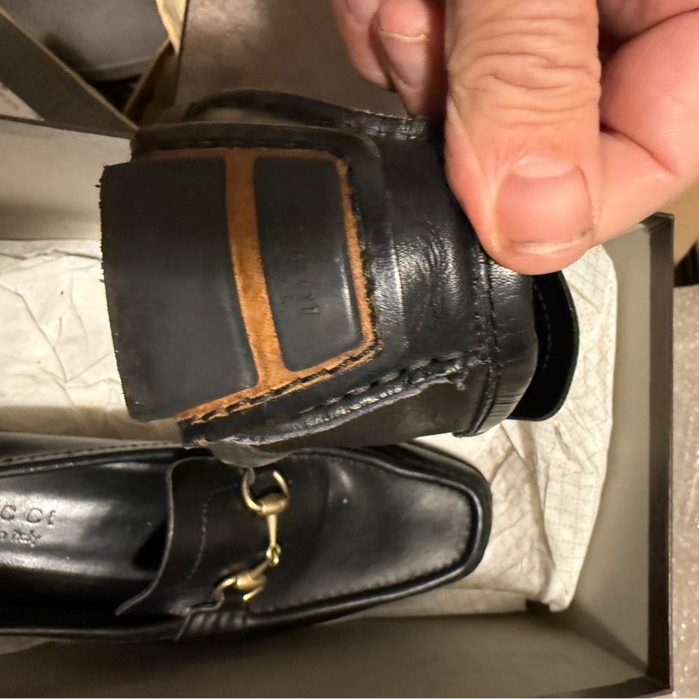 Gucci Black Leather Loafers with Gold Hardware - Picture 5 of 12